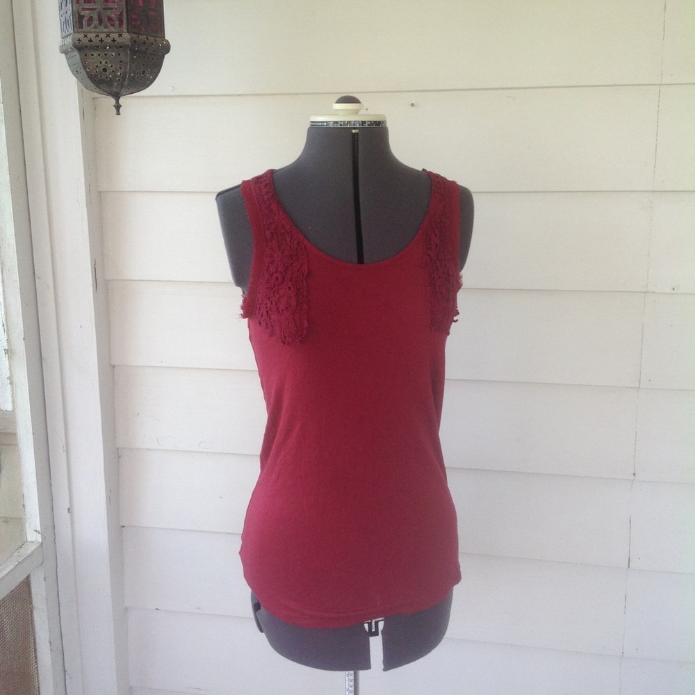 Lauren Conrad tank with ruffle detail XS